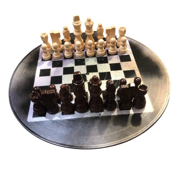 Vinyl Chess Set - Spotted Chrome & Black - Picture 1 of 13